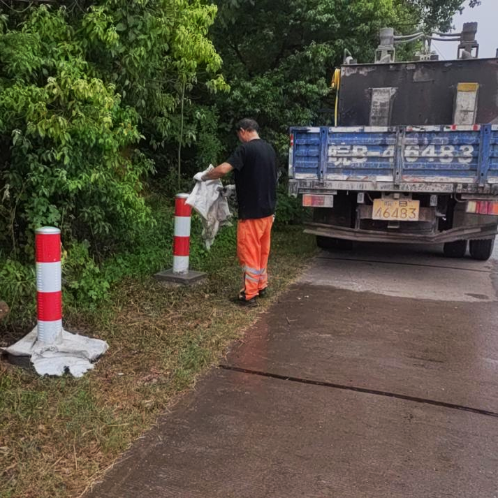 波形护栏安装工程